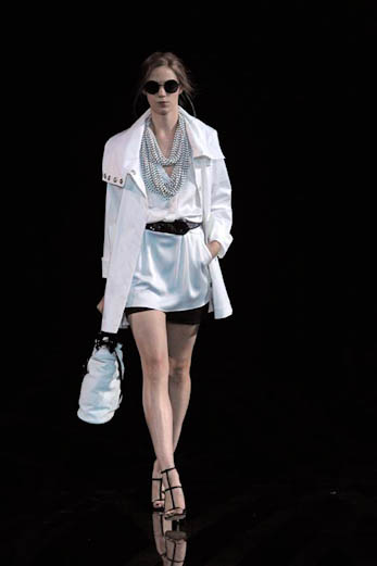 emp_ss10_063