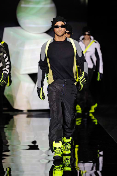 emp_m_fw10_028
