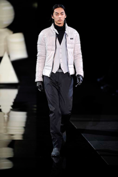 emp_m_fw10_053