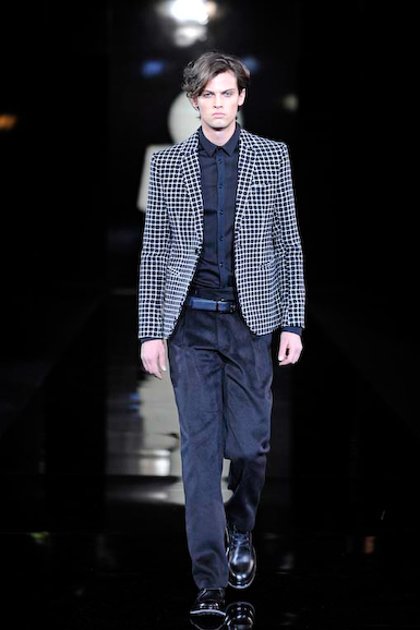 emp_m_fw10_232