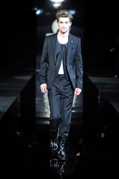 emp_m_fw10_254