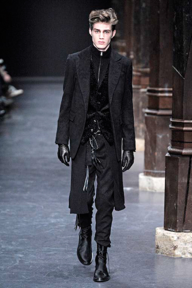 ann_m_fw10_028