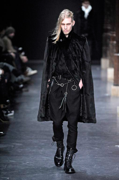 ann_m_fw10_118