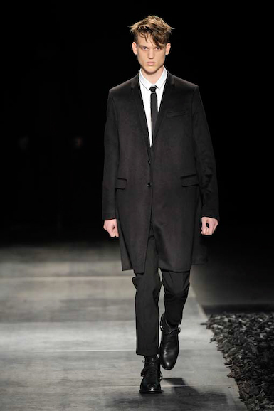 dio_m_fw10_010
