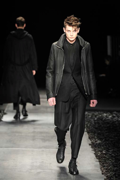 dio_m_fw10_045