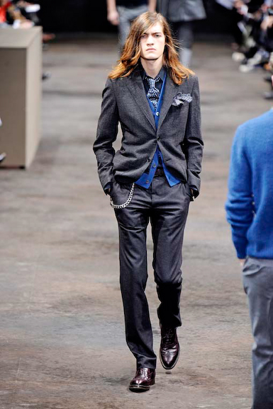 her_m_fw10_017