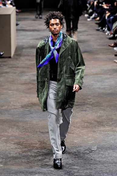 her_m_fw10_068