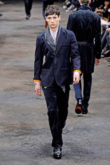her_m_fw10_132