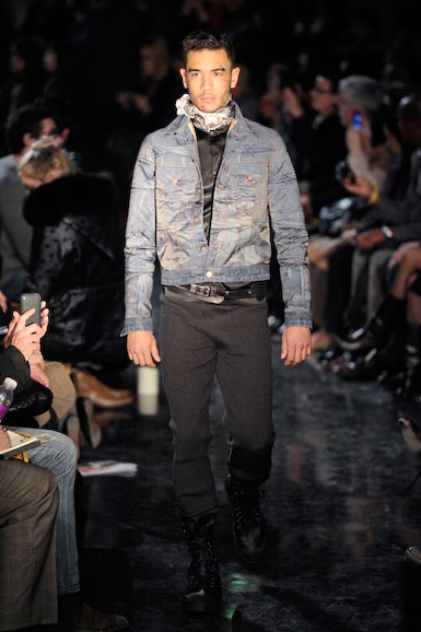 gau_m_fw10_031