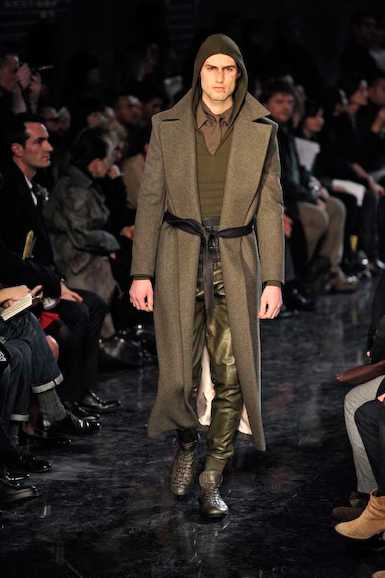 gau_m_fw10_077