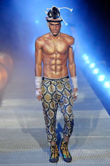 gal_m_fw10_124