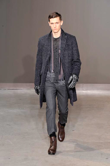 vui_m_fw10_010