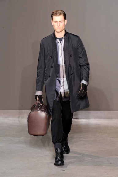 vui_m_fw10_031