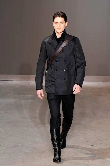 vui_m_fw10_037