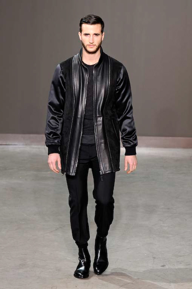 vui_m_fw10_084