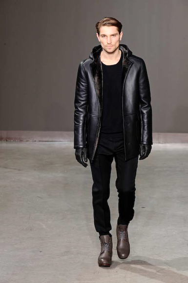 vui_m_fw10_087