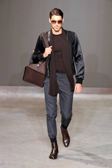 vui_m_fw10_102