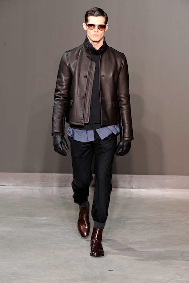 vui_m_fw10_107