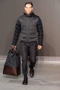 vui_m_fw10_119