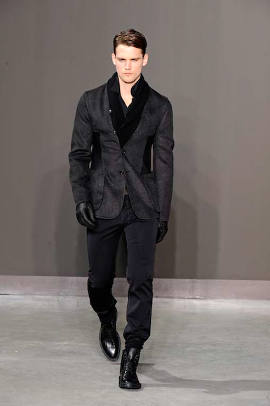 vui_m_fw10_129