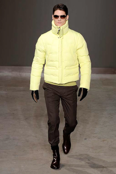 vui_m_fw10_153