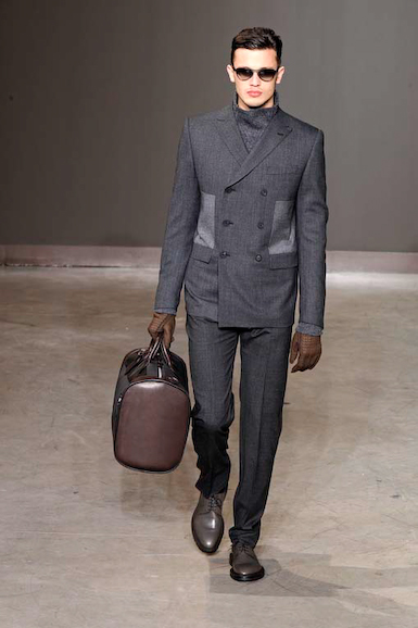 vui_m_fw10_163