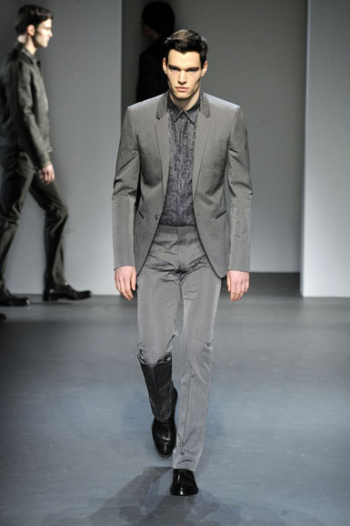 ckm_fw10_060