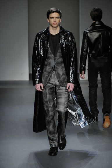 ckm_fw10_201