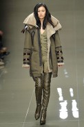 BURBERRY-10