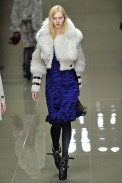 BURBERRY-52