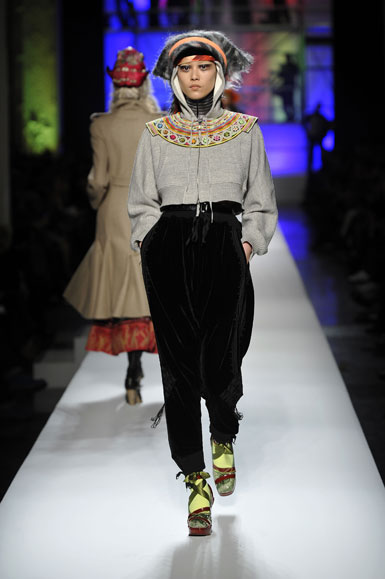 gau_fw10_152