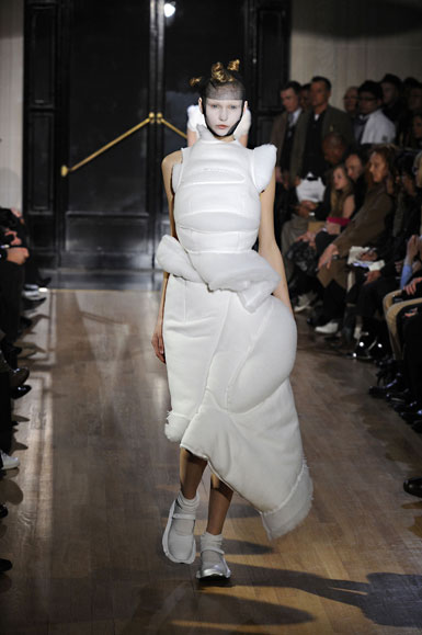 cdg_fw10_235