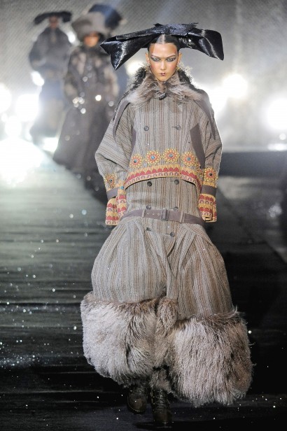gal_fw10_010