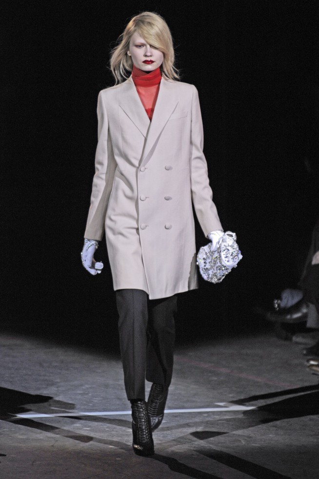 guv_fw10_010