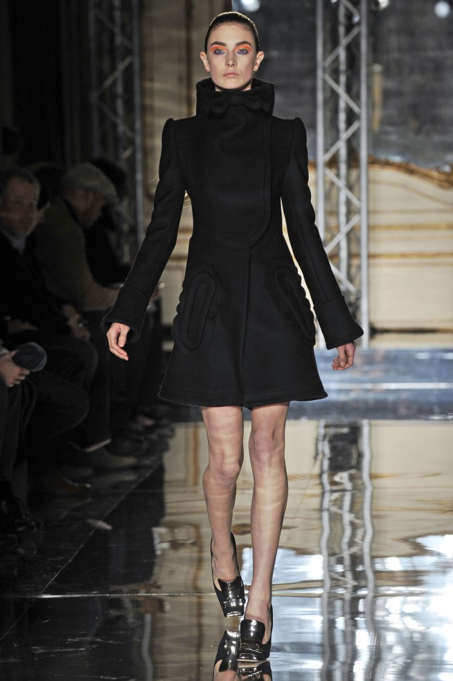 miu_fw10_030