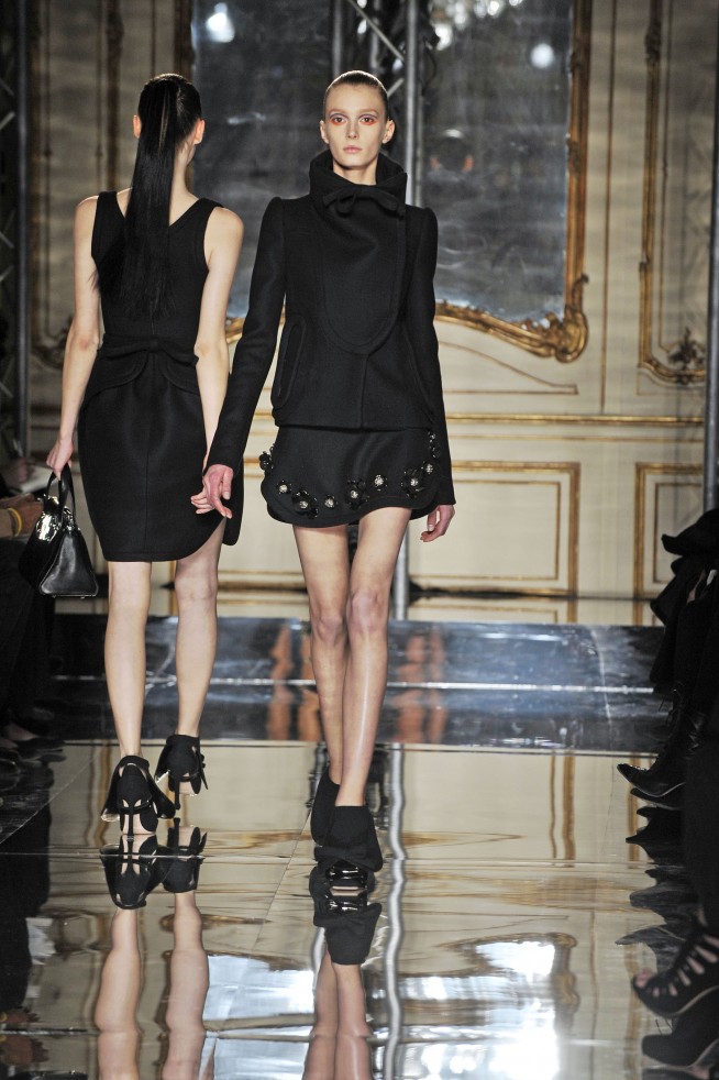 miu_fw10_043