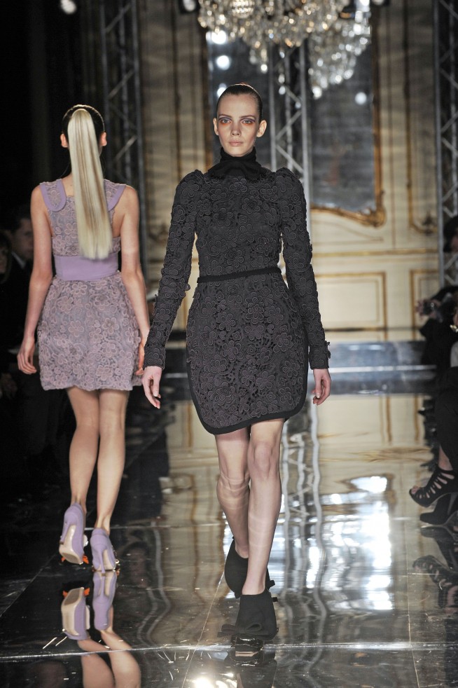 miu_fw10_198