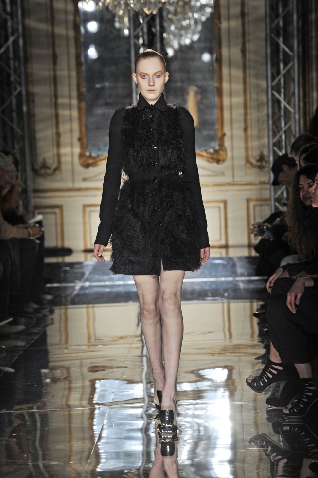 miu_fw10_205