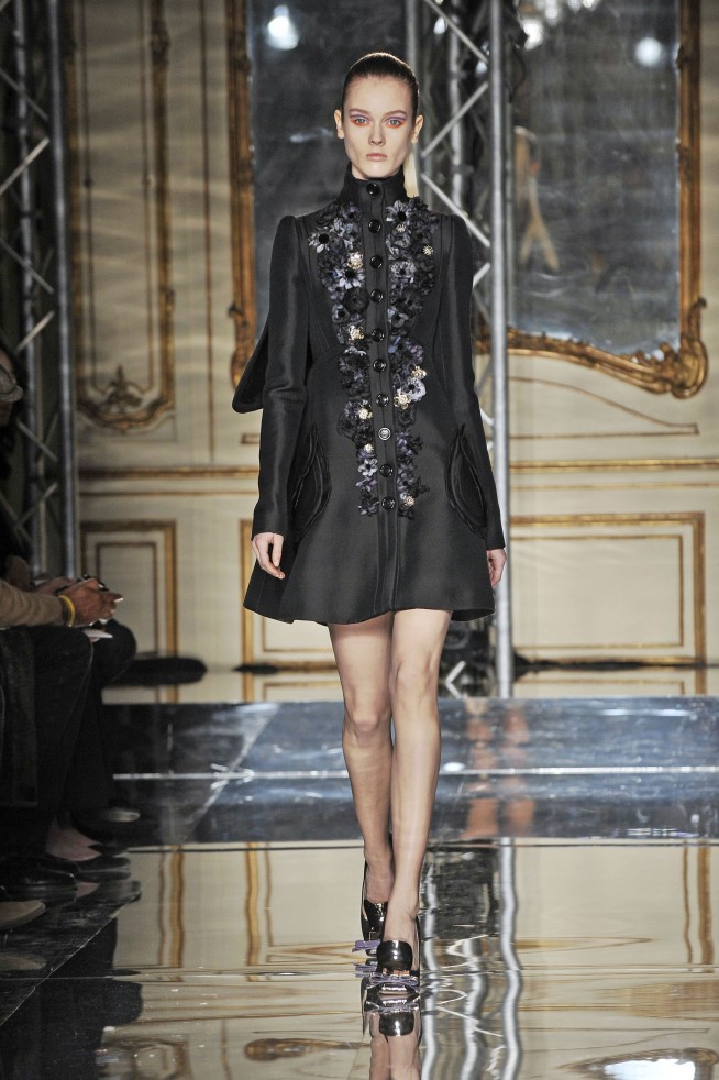 miu_fw10_253
