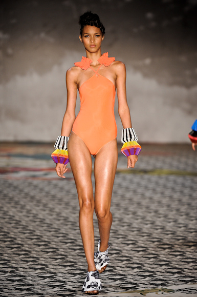salinas-desfile-fashion-rio-2011-12
