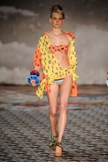 salinas-desfile-fashion-rio-2011-19