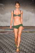 salinas-desfile-fashion-rio-2011-31