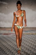 salinas-desfile-fashion-rio-2011-33