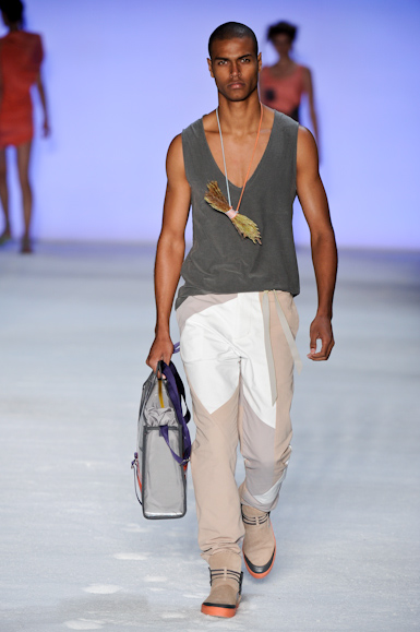 redley-desfile-fashion-rio-2011-20