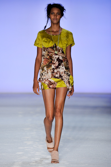 redley-desfile-fashion-rio-2011-30
