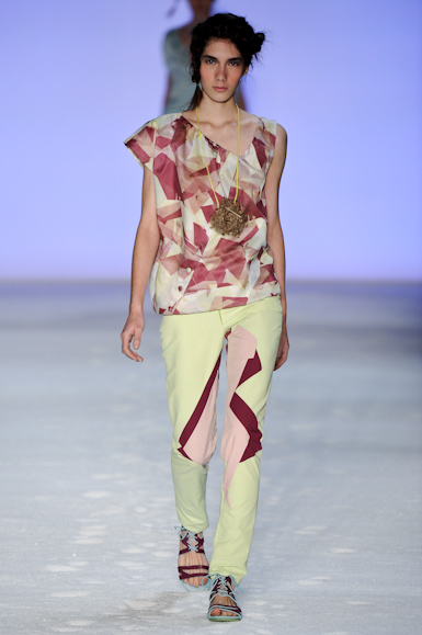 redley-desfile-fashion-rio-2011-40