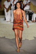 totem-desfile-fashion-rio-2011-22