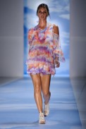cantao-desfile-fashion-rio-2011-10