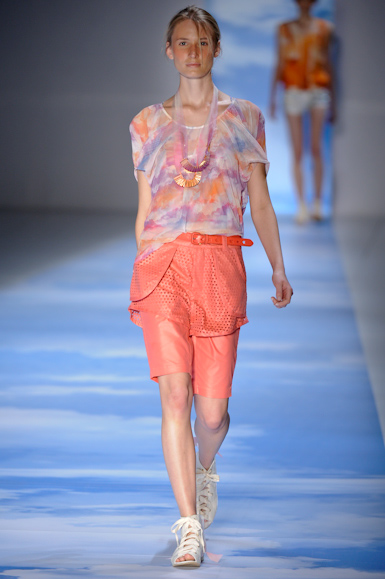 cantao-desfile-fashion-rio-2011-12