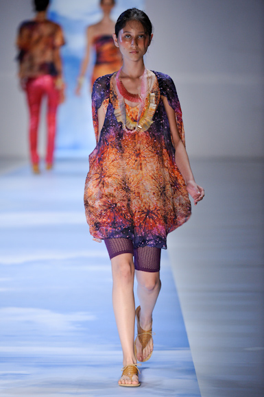 cantao-desfile-fashion-rio-2011-22